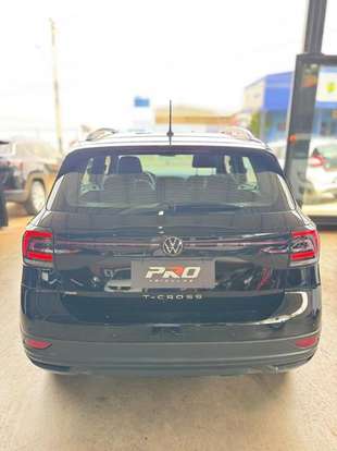 VOLKSWAGEN-T-CROSS-2022