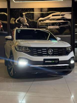 VOLKSWAGEN-T-CROSS-2020