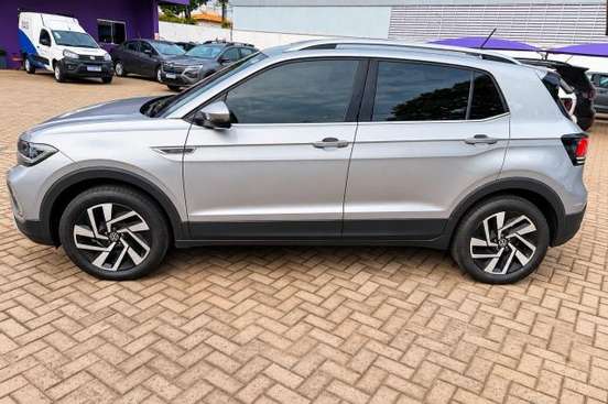 VOLKSWAGEN-T-CROSS-2025