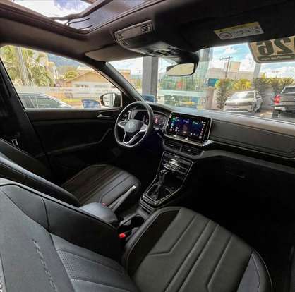 VOLKSWAGEN-T-CROSS-2025