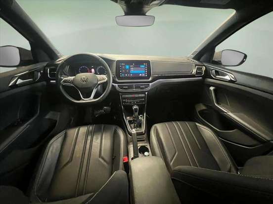 VOLKSWAGEN-T-CROSS-2024