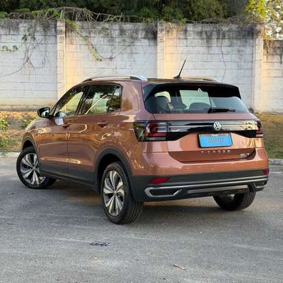 VOLKSWAGEN-T-CROSS-2019