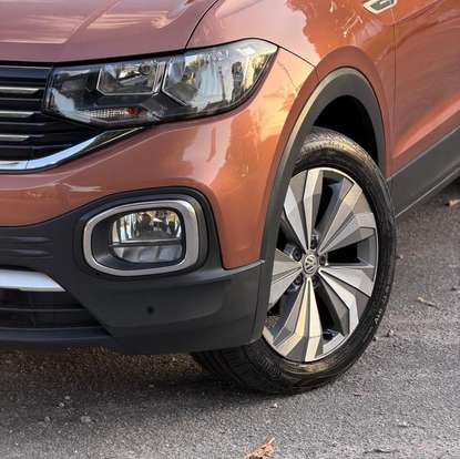 VOLKSWAGEN-T-CROSS-2019
