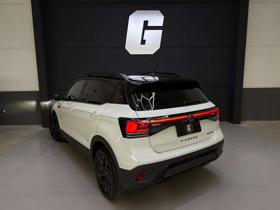 VOLKSWAGEN-T-CROSS-2024