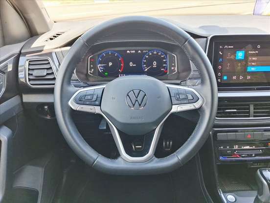 VOLKSWAGEN-T-CROSS-2024