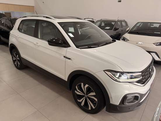 VOLKSWAGEN-T-CROSS-2021