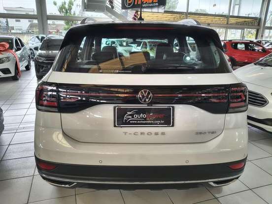 VOLKSWAGEN-T-CROSS-1.4 250 TSI TOTAL FLEX HIGHLINE AUTOMÁTICO VOLKSWAGEN-T-CROSS-2023