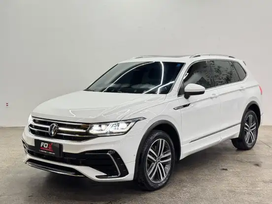 VOLKSWAGEN-TIGUAN-2.0 300 TSI GASOLINA ALLSPACE R-LINE AUTOMÁTICO VOLKSWAGEN-TIGUAN-2023