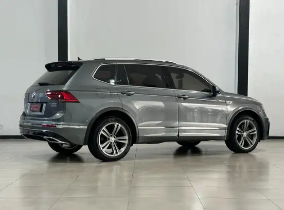 VOLKSWAGEN-TIGUAN-2.0 350 TSI GASOLINA ALLSPACE R-LINE 4MOTION DSG VOLKSWAGEN-TIGUAN-2019