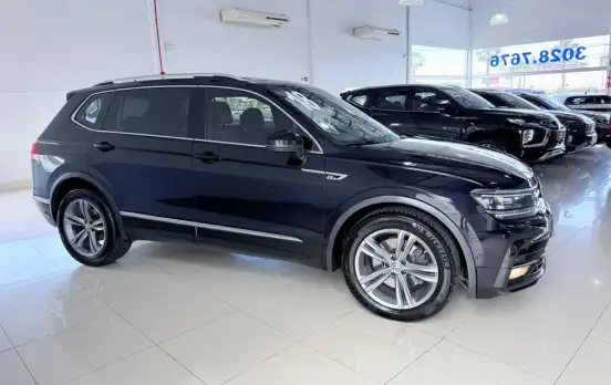 VOLKSWAGEN-TIGUAN-2018