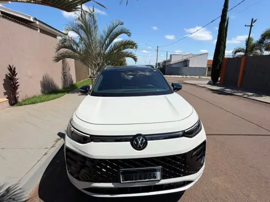 VOLKSWAGEN-TIGUAN-2.0 350 TSI GASOLINA R-LINE 4MOTION AUTOMÁTICO VOLKSWAGEN-TIGUAN-2026