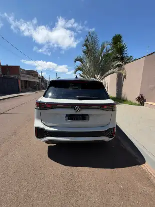 VOLKSWAGEN-TIGUAN-2.0 350 TSI GASOLINA R-LINE 4MOTION AUTOMÁTICO VOLKSWAGEN-TIGUAN-2026