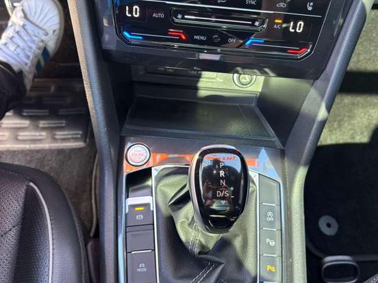 VOLKSWAGEN-TIGUAN-2023