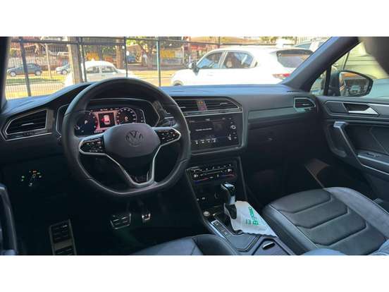 VOLKSWAGEN-TIGUAN-2024