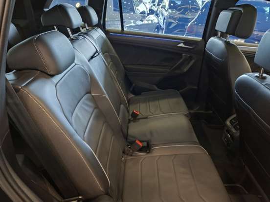 VOLKSWAGEN-TIGUAN-2.0 300 TSI GASOLINA ALLSPACE R-LINE AUTOMÁTICO VOLKSWAGEN-TIGUAN-2024