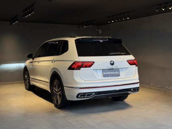 VOLKSWAGEN-TIGUAN-2024