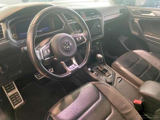 VOLKSWAGEN-TIGUAN-2021