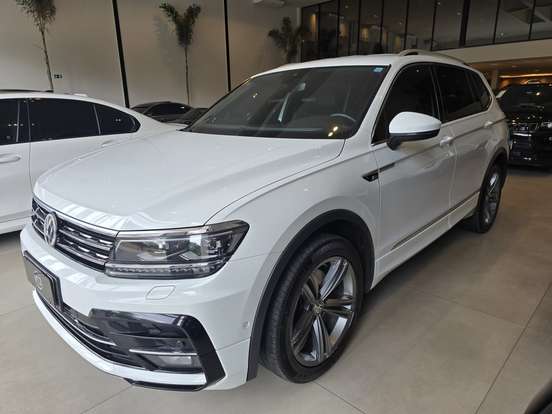 VOLKSWAGEN-TIGUAN-2019