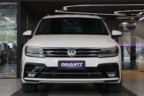 VOLKSWAGEN-TIGUAN-2020