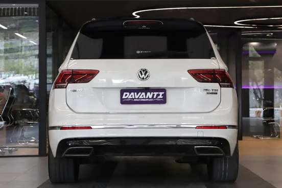 VOLKSWAGEN-TIGUAN-2020
