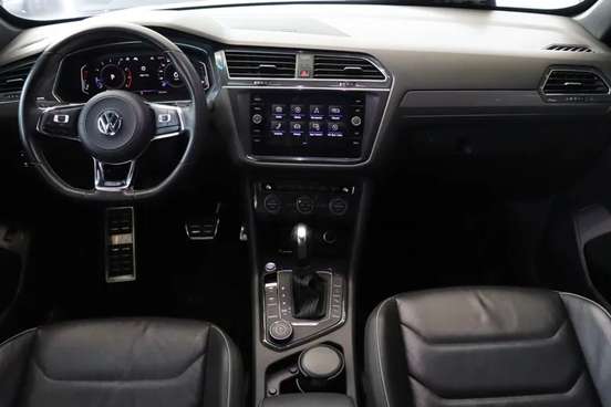 VOLKSWAGEN-TIGUAN-2020