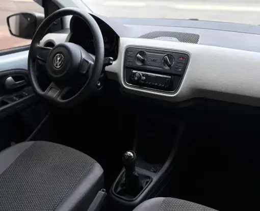 VOLKSWAGEN-UP-2014