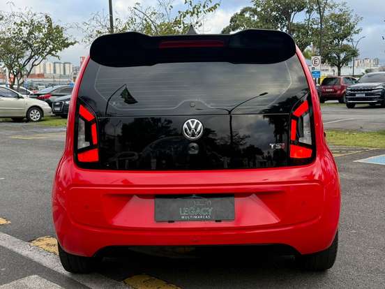 VOLKSWAGEN-UP-2016