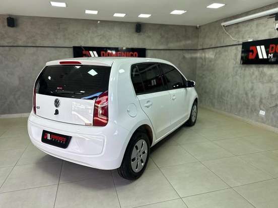 VOLKSWAGEN-UP-2016