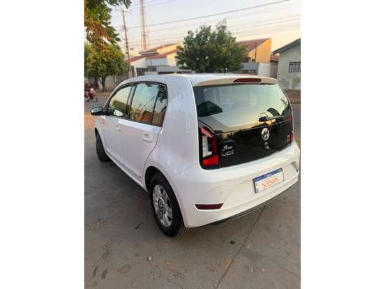 VOLKSWAGEN-UP-1.0 TSI MOVE UP 12V FLEX 4P MANUAL VOLKSWAGEN-UP-2017