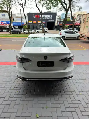 VOLKSWAGEN-VIRTUS-2024