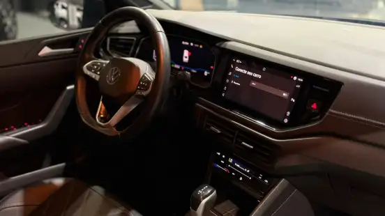 VOLKSWAGEN-VIRTUS-2023