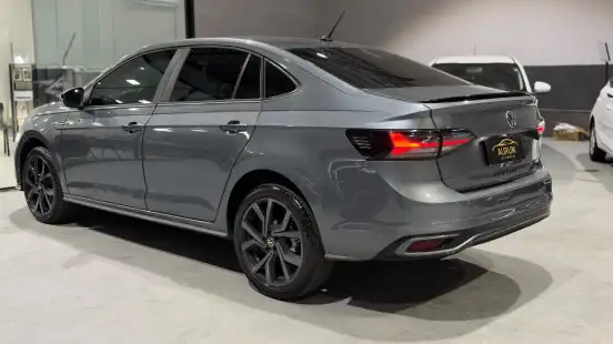 VOLKSWAGEN-VIRTUS-2023