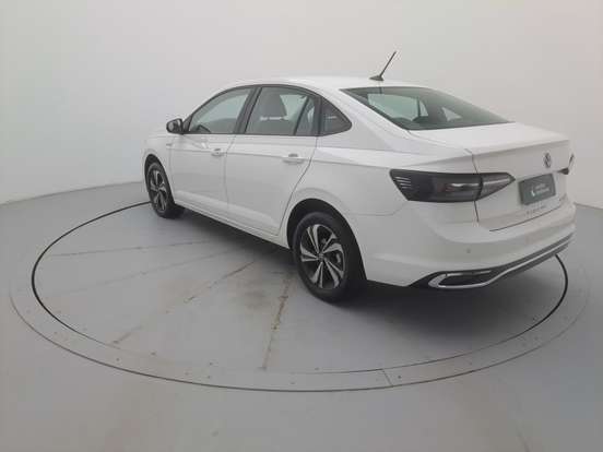 VOLKSWAGEN-VIRTUS-2024