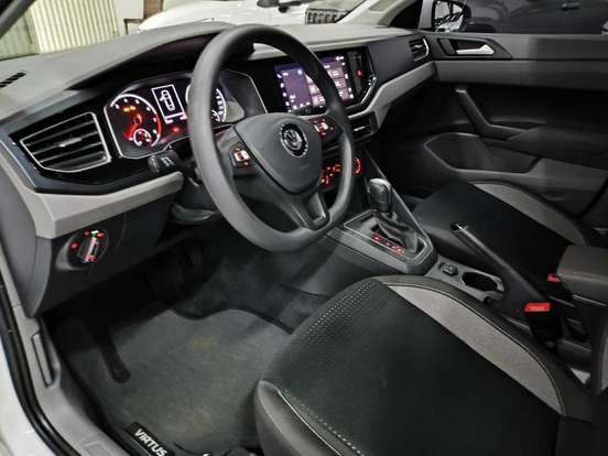 VOLKSWAGEN-VIRTUS-1.0 200 TSI COMFORTLINE AUTOMÁTICO VOLKSWAGEN-VIRTUS-2022