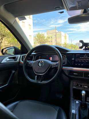VOLKSWAGEN-VIRTUS-1.0 200 TSI HIGHLINE AUTOMÁTICO VOLKSWAGEN-VIRTUS-2018