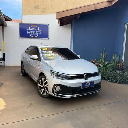 VOLKSWAGEN VIRTUS 1.0 200 TSI HIGHLINE AUTOMÁTICO