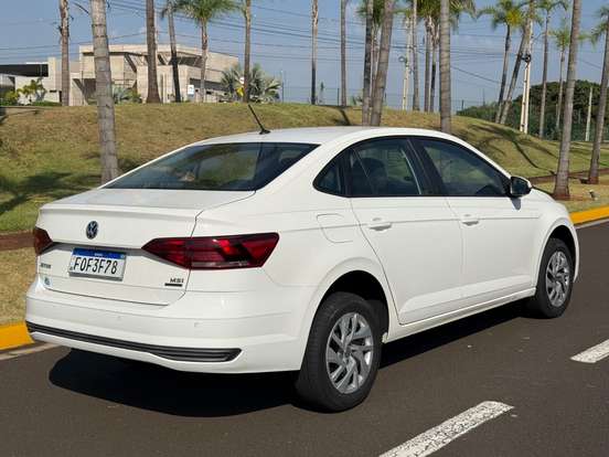 VOLKSWAGEN-VIRTUS-2019