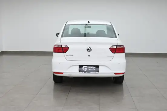 VOLKSWAGEN-VOYAGE-2019