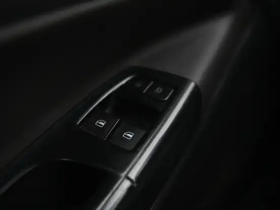 VOLKSWAGEN-VOYAGE-1.6 16V MSI TOTALFLEX 4P AUTOMÁTICO VOLKSWAGEN-VOYAGE-2019