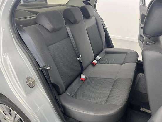 VOLKSWAGEN-VOYAGE-2022