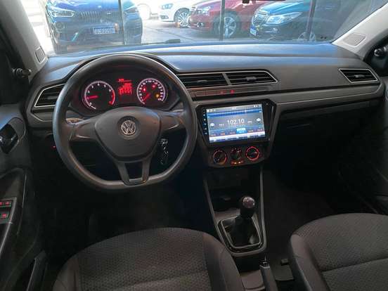 VOLKSWAGEN-VOYAGE-2022