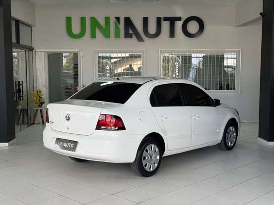 VOLKSWAGEN-VOYAGE-1.0 MI 8V FLEX 4P MANUAL VOLKSWAGEN-VOYAGE-2010