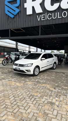 VOLKSWAGEN-VOYAGE-2019