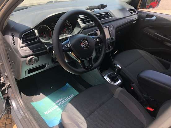 VOLKSWAGEN-VOYAGE-2018