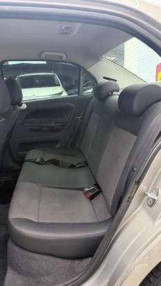 VOLKSWAGEN-VOYAGE-1.6 MI 8V FLEX 4P MANUAL VOLKSWAGEN-VOYAGE-2013