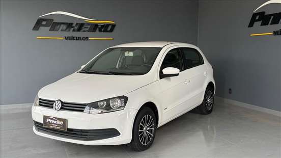 VOLKSWAGEN-VOYAGE-2015