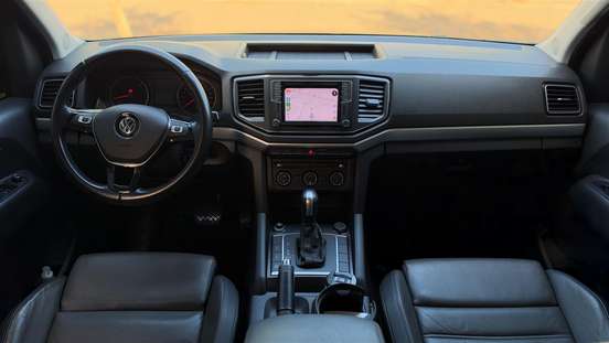 VOLKSWAGEN-AMAROK-2023