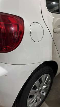 VOLKSWAGEN-FOX-2012