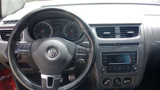VOLKSWAGEN-FOX-2013