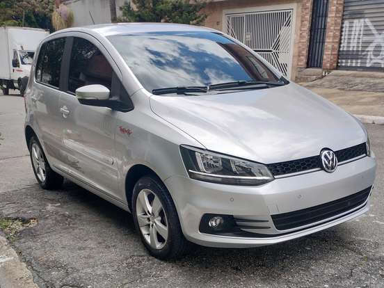VOLKSWAGEN-FOX-1.6 MI ROCK IN RIO 8V FLEX 4P MANUAL VOLKSWAGEN-FOX-2015